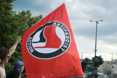 Antifascist sign at the protest